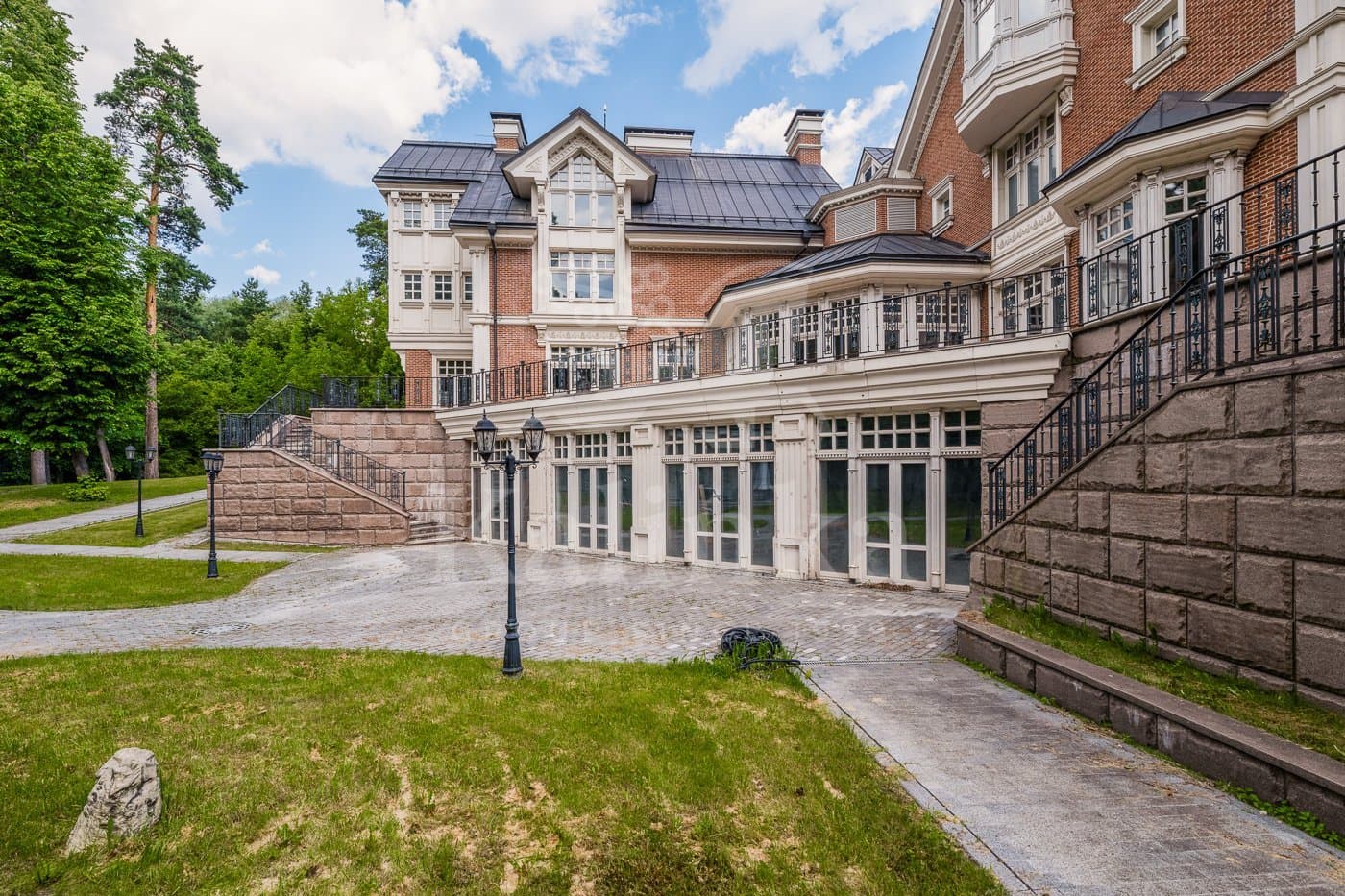 Дом 1703 м² — Серебряный Бор, фотография 2